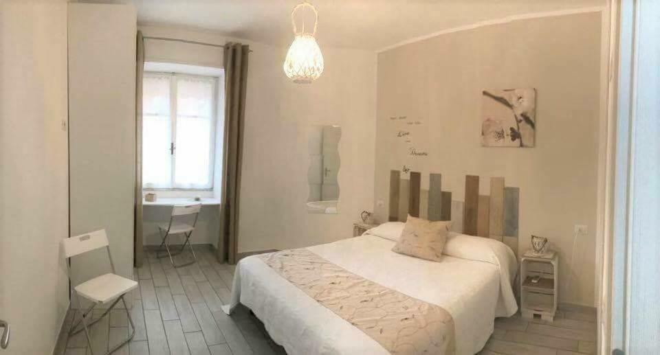 Bed and Breakfast Il Frangipane Formia Exteriér fotografie